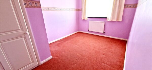 3-Bedroom Link-Detached Home in Northfleet
