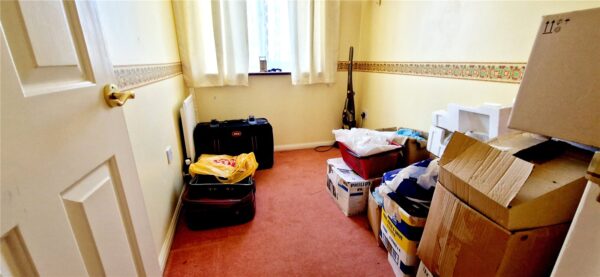 3-Bedroom Link-Detached Home in Northfleet