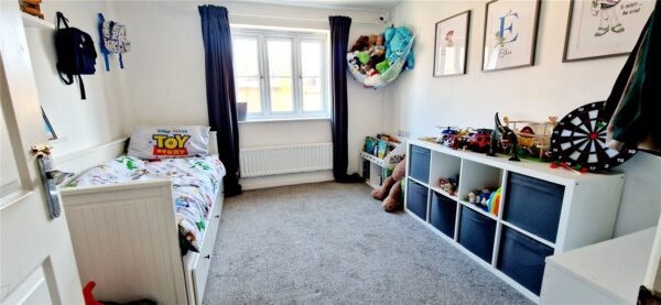 Modern 2-Bedroom First Floor Apartment