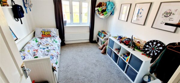 Modern 2-Bedroom First Floor Apartment