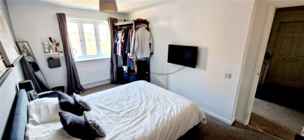 Modern 2-Bedroom First Floor Apartment