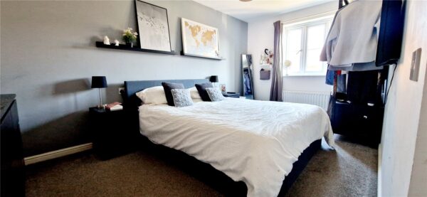 Modern 2-Bedroom First Floor Apartment