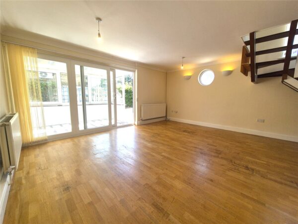 3 Bedroom EOT House