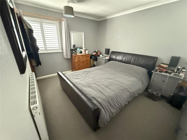 3 BEDROOM SEMI - EAST MALLING