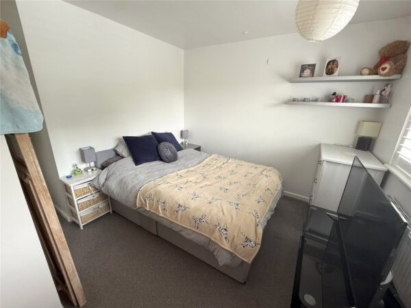 3 BEDROOM SEMI - EAST MALLING