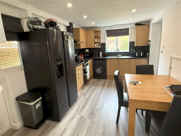 3 BEDROOM SEMI - EAST MALLING
