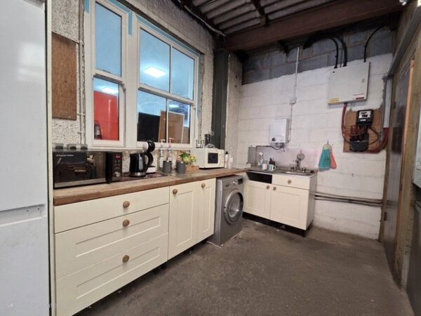 Commercial yard space