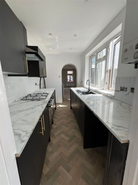 2 BEDROOM TERRACE HOUSE