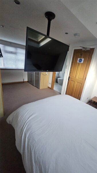 Sherrards Way, Barnet, EN5 2BN