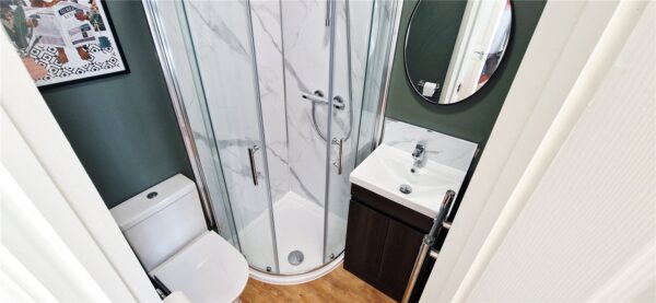 DOUBLE BEDROOM  & BILLS INCLUDED
